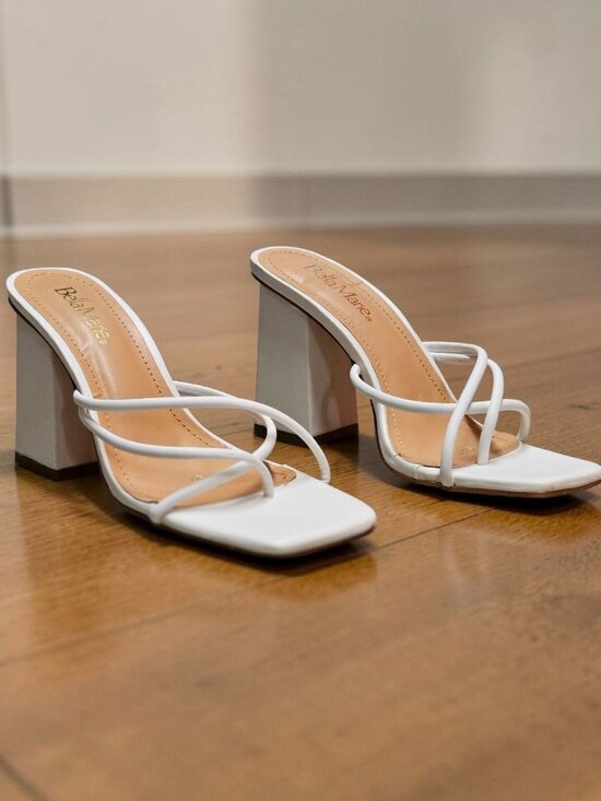 Shoes - Womens White Strappy Block Heel Sandals With Square Toe Design